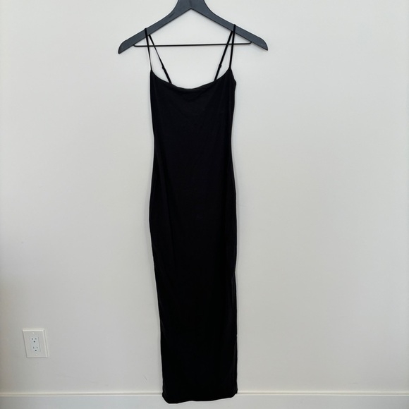 SKIMS Fits Everybody Long Slip Dress Onyx M NWT NEW Black - Picture 5 of 5